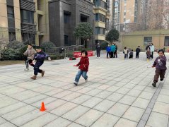 <strong>把场地、器材这些都提前</strong>