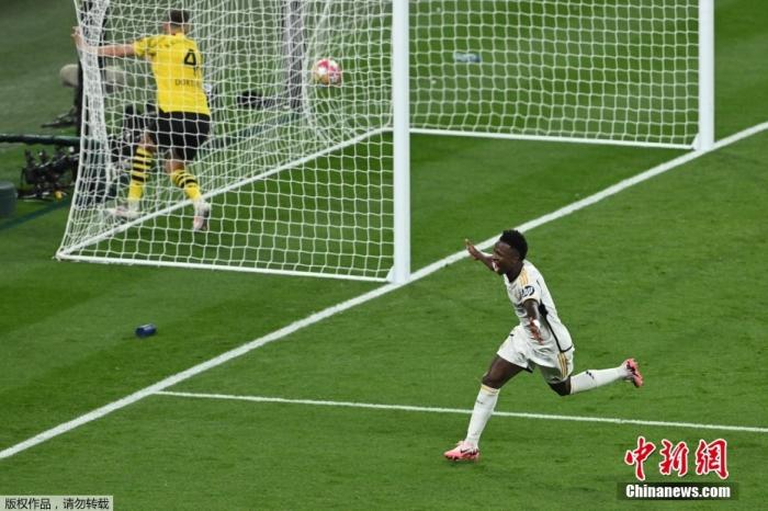 威尼修斯当选世界足球先生：我是世界上最棒的