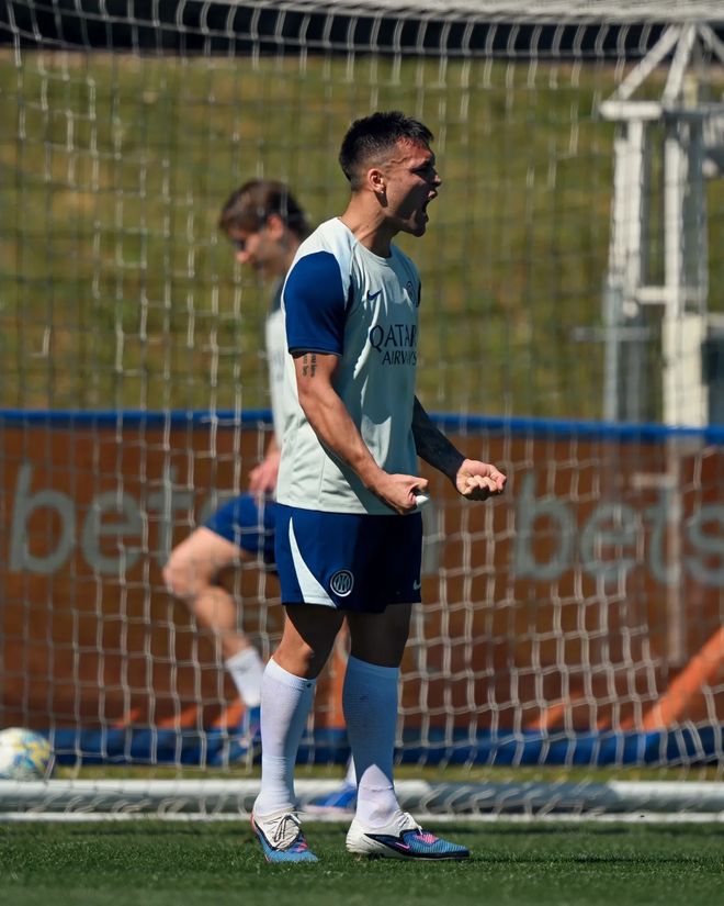 蓝黑军团备战关键战役 劳塔罗回归迎战罗马