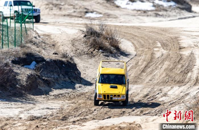 越野赛事点燃全域旅游 浑善达克沙地开启生态与