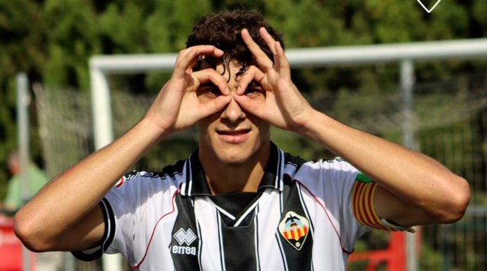 皇马2亿欧元签下卡斯特利翁青训天才 弗兰-圣马