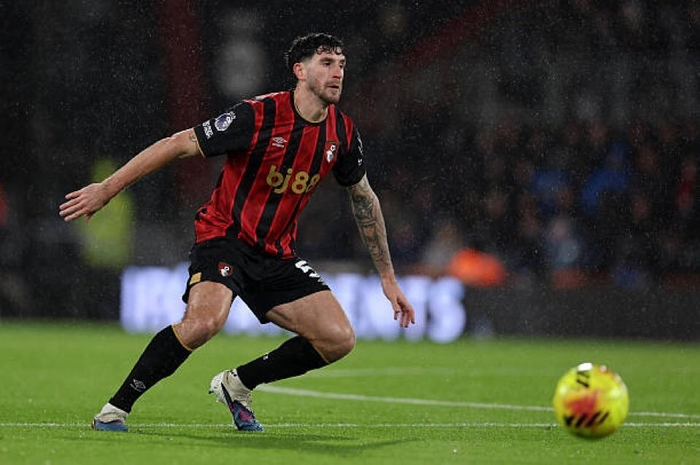 尤文再度探问塞内西去留，球员坚持英超首选